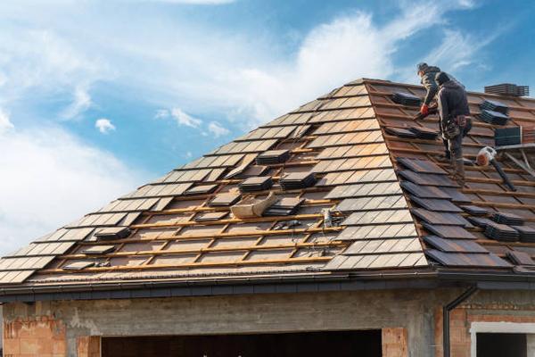 Ryne's Roofing Your Go-To for Roof Replacement in League City