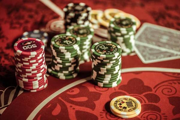 Dewapoker Decoded: Understanding the Language of the Game